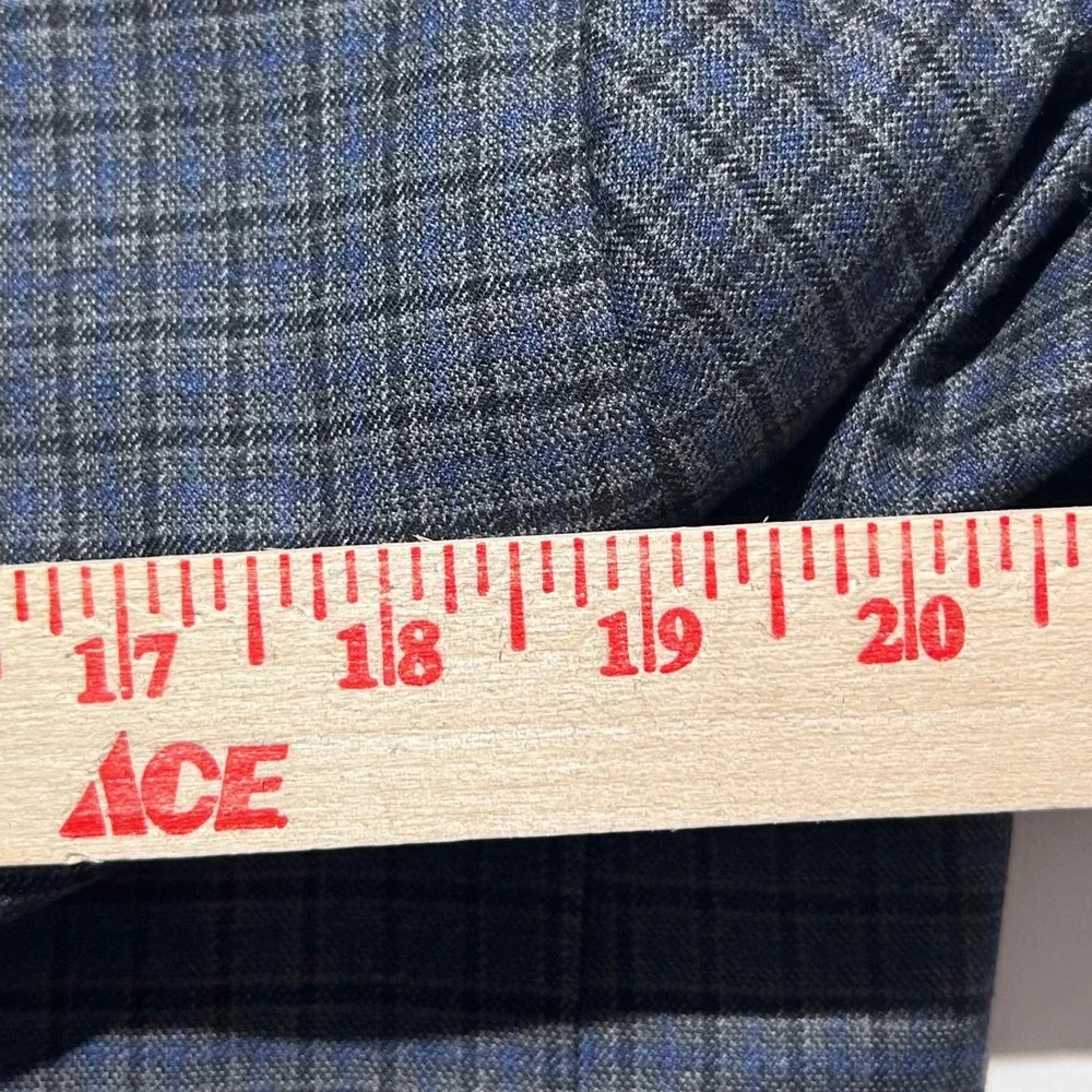 Hart Schaffner Marx 44R Sport Coat Wool Blend Blue Plaid Two Button Double Vent